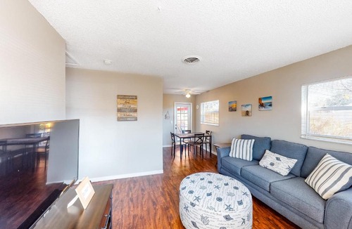 Largo House | Paradise Palms Largo