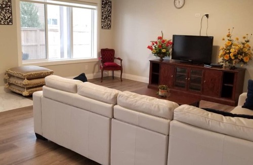 Chestermere House | Paramjit basement suit