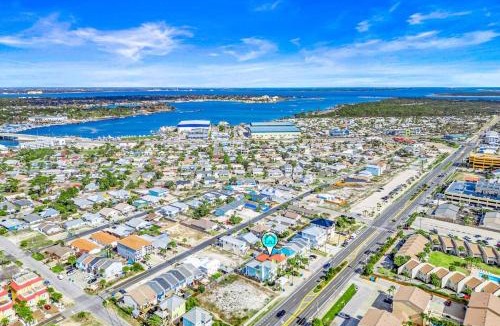 Biltmore Beach House | PCB Private Pool Home, Sleeps 14, Dog Friendly, Near Beach
