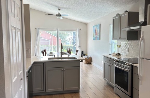 Florida Pines House | Peaceful 4 Bedroom with Pool Home in Davenport Near Disney