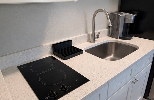 Clermont Apartment | -Peaceful Downtown Clermont Studio-Unit A-