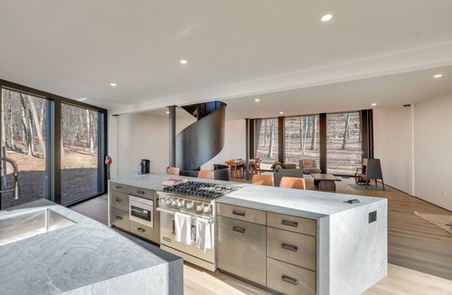 Town of Lloyd House | Peaceful Setting: Modern Home in Highland!