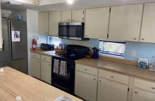 New Smyrna Beach House | Pelican Hill House - 2 KING Beds - Beachfront -Golf Cart 3bd/2.5ba