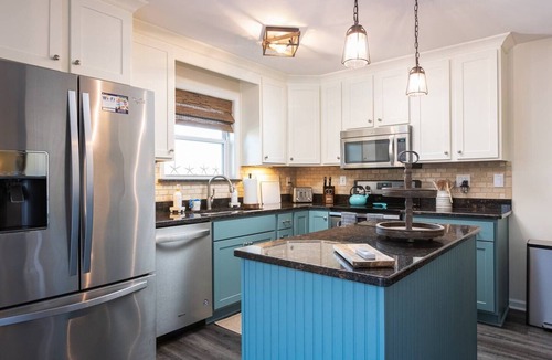 Sea Scape Condo | Pelican's Nook/King Bed/Community Pool-Tennis-PB