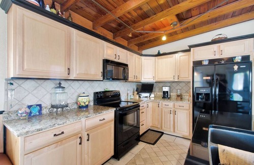Villa Primera House | Pensacola Beach Cottage- Bikes included, Easy Beach Access!