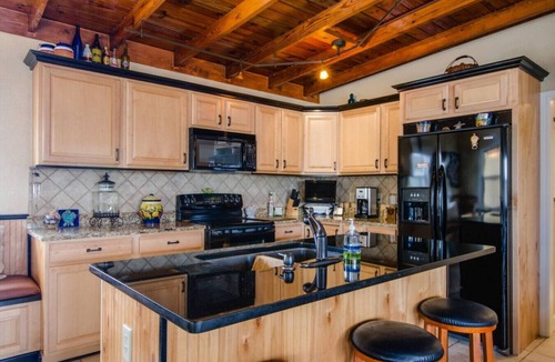 Villa Primera House | Pensacola Beach Cottage- Bikes included, Easy Beach Access!