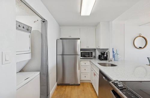Avon By The Sea Condo | Penthouse next to the Pier. Direct ocean view. Heated pool and BBQ grills! 🌞🌴