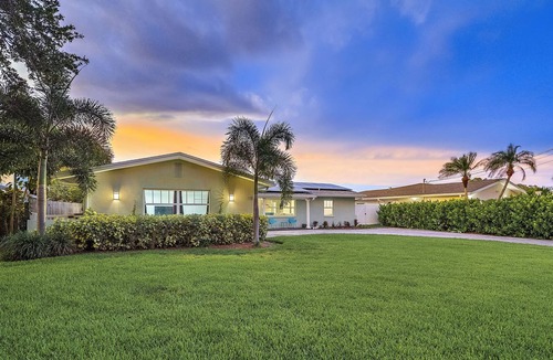 Shore Acres House | Perfect Coastal Waterfront Living w/ Heated Pool