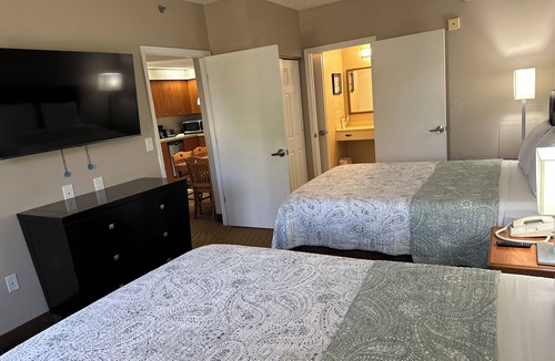 Florida Central Atlantic Coast Resort | Perfect Location Stay Sky 512