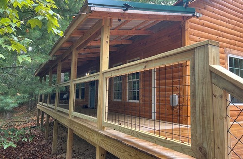 Primrose Cabin | Perfect Spring Getaway: Natural Bridge Cabin Stay