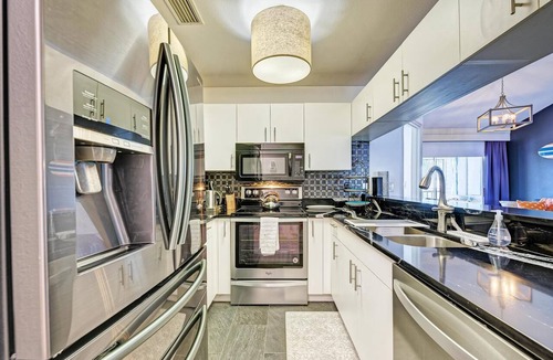 Whitney Beach Condo | Perico Bay Club - Five Minutes From Beautiful Anna Mara Island Beaches