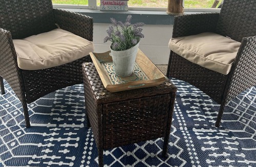 Walsingham House | Pet-Friendly 2BR w/Lanai & Fast WiFi Near Beach