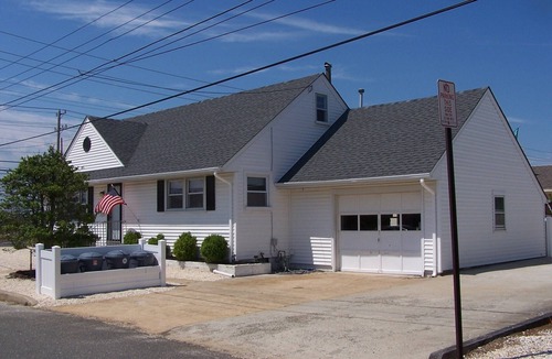 North Beach Haven House | Pet Friendly, 6 houses to the beach, 38 Five stars, Blast WiFi
