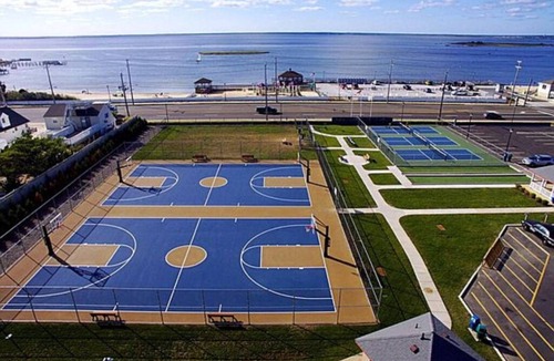 North Beach Haven House | Pet Friendly, 6 houses to the beach, 38 Five stars, Blast WiFi