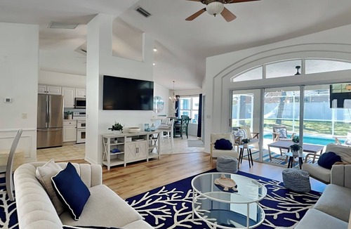 Palm Harbor House | Pet-Friendly Home with Private Pool, Fenced Yard + Near the Beach!