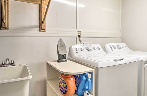 Goldenrod House | Pet-Friendly Winter Park Home w/ Private Pool