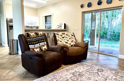 Palm Coast House | Pet Paradise Near the Beach