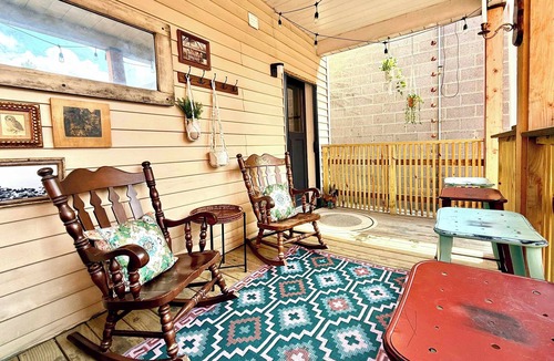 Lawrenceville House | Pittsburgh History - Eclectic Luxury - Upper Lawrenceville
