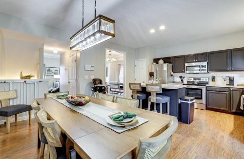 Mauldin House | Playroom & Home Office: Family Retreat in Mauldin!