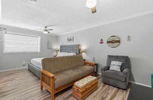 Flagler Beach House | Plaza Caribe 8 Beach Bliss