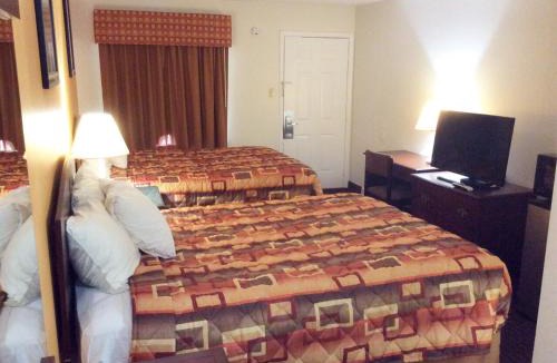 Williamstown Hotel | Plum Tree Inn