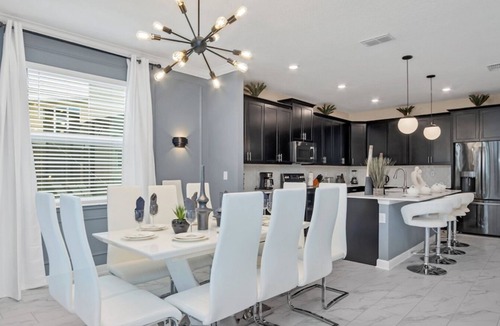 Kissimmee House | Pool & BBQ - Disney-Themed Cozy 6BD - Near Disney