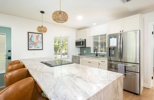 Gulfport House | *POOL* Fenced Yard *Shuffleboard Court*