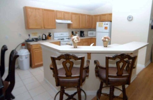 Cumbrian Lakes House | Pool, Hot Tub Game Room Near Theme Parks!