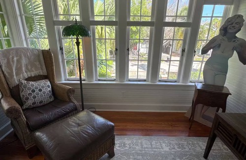 Historic Old Northeast House | Pool House - Rare Gem Downtown St. Pete Oasis
