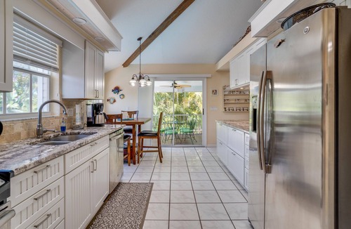 Holmes Beach House | Pool/Spa - Bahama Mama by SeaBreeze Vacation