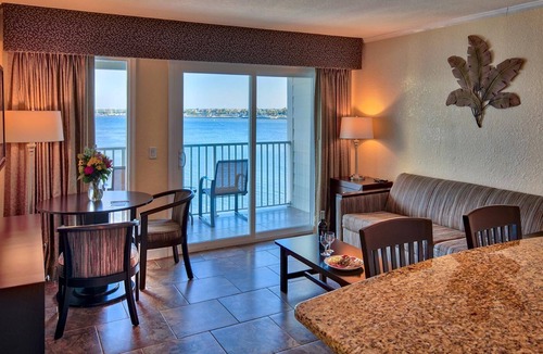 Rocky Point Condo | Pool View 1BR Near Airport & Private Beach