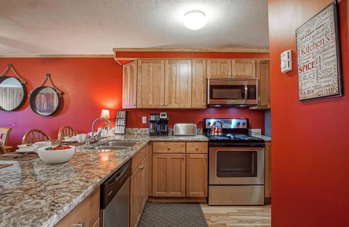 Edray Condo | Powderidge 2 -Slope Side, Spacious Deck