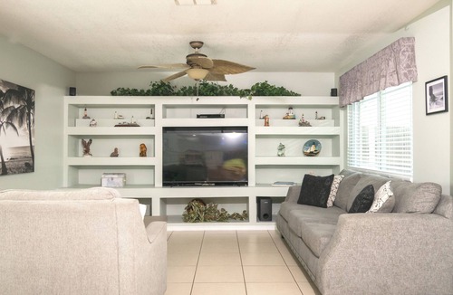 Regency Park House | Private 2-bedroom house in Port Richey with pool