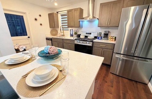 DeLand Condo | Private Balcony Suite with Fountain Views and Rain Shower