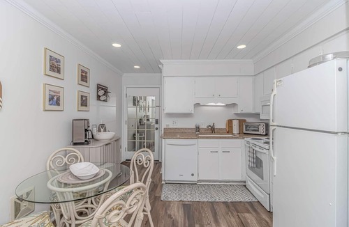 Gulf Stream Estates Condo | Private Boat Dock, Private Beach Access, Gated
