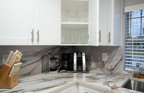 Pinecrest West Park House | Private Boutique Retreat in Tampa