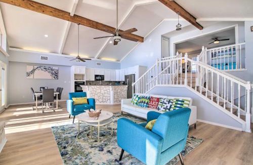 Burnet House | Private Deck & Grill: Sunny Lakefront Escape