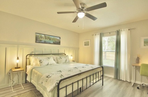 Dunnellon House | Private Family Home! Close to River, fire pit, grill and game room!