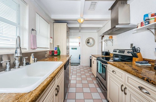 Indian Shores Cottage | Private family waterfront beach cottage. Best location step out to bay and gulf