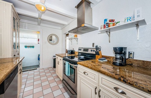 Indian Shores Cottage | Private family waterfront beach cottage. Best location step out to bay and gulf
