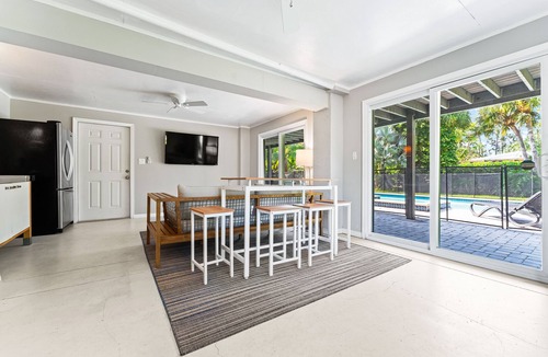 Bay Isle House | Private Home in Siesta Key, Florida, USA