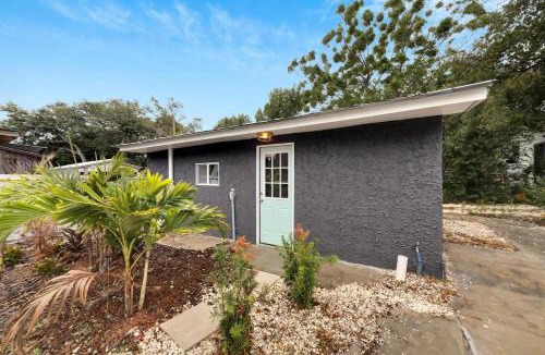 Ybor City House | Private in-law suite Spacious Prime Location