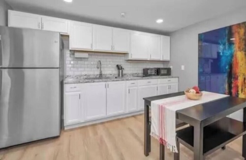 Brandon House | Private Oasis in Brandon Private Entrance & Free Parking