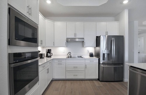 Venice House | Private Pool Home In Wellen Park - golf included - Links & Leisure