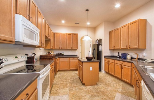 West Kissimmee House | Private Pool & Spa | Rare Wooded View | Minutes to Disney | Game Room & BBQ ⭐ Best overall