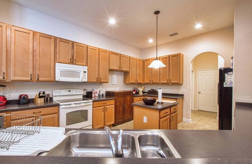 West Kissimmee House | Private Pool & Spa | Rare Wooded View | Minutes to Disney | Game Room & BBQ ⭐ Best overall