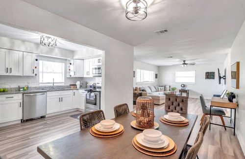 University House | Private Tampa Home Near Moffitt, USF & Busch Gardens.