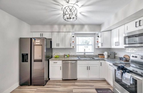 University House | Private Tampa Home Near Moffitt, USF & Busch Gardens.