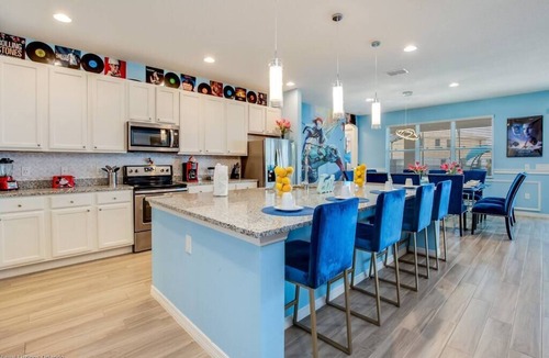 Loughman House | Private Theater! Star Wars! Water Slide! 6020