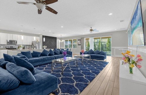 Loughman House | Private Theater! Star Wars! Water Slide! 6020